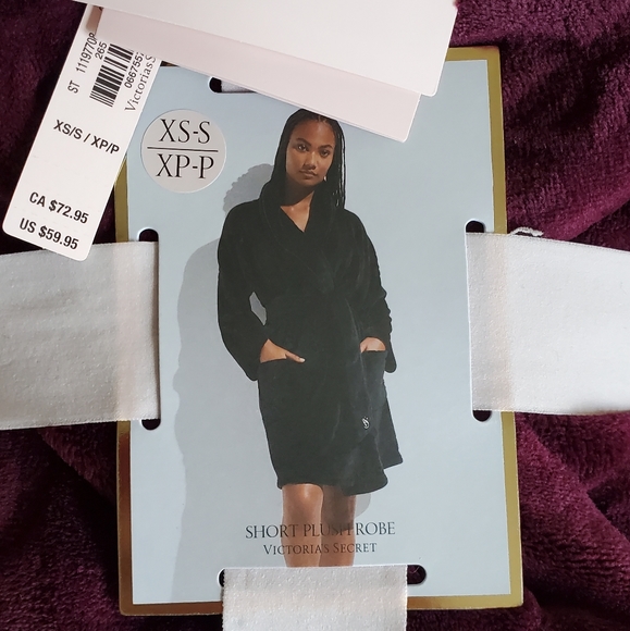 🎁Victoria's Secret Robe Size XS/S - Picture 3 of 5